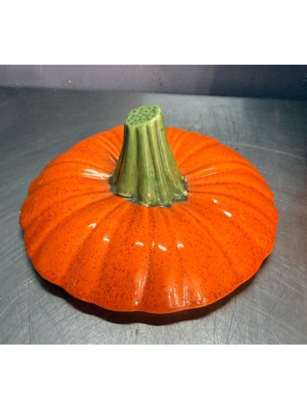 Vintage 1980s Ceramic Pumpkin Jack-o-Lantern With Lid - Picture 7 of 16